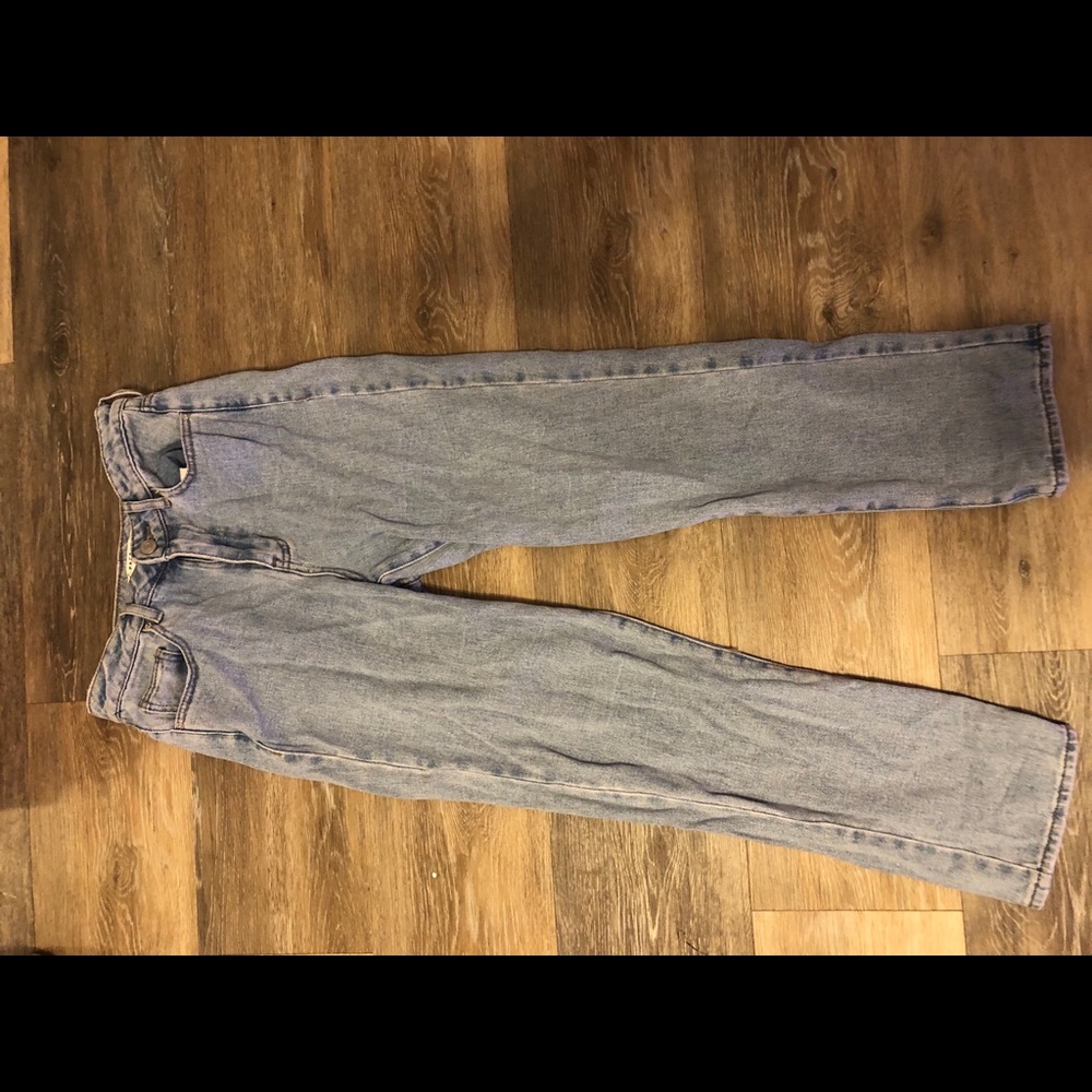 Super Cute Mom Jeans!